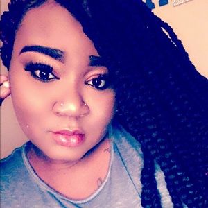 Meet your Posher, Sharnice